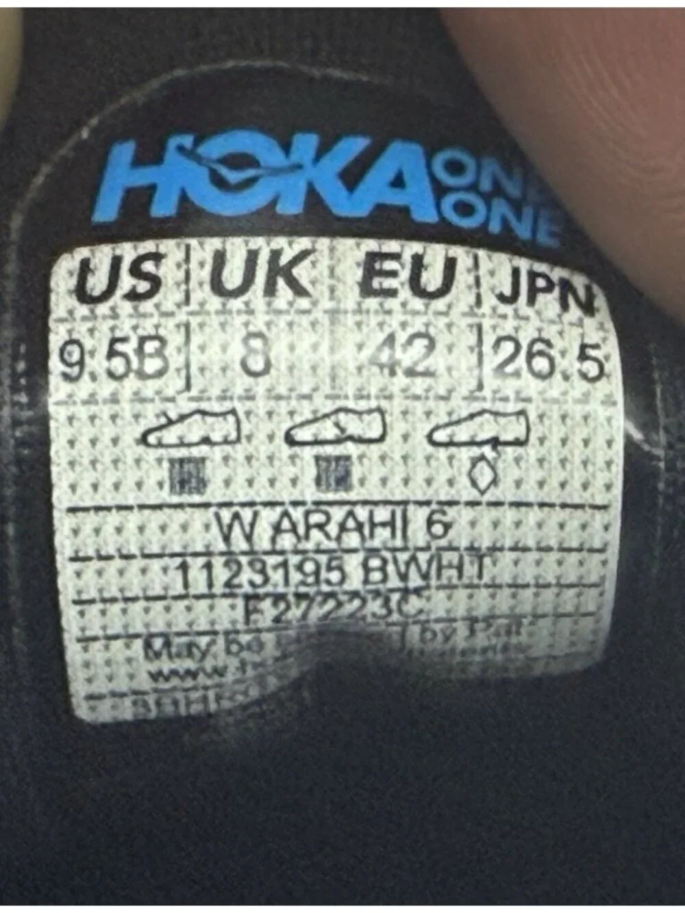 HOKA Arahi 6 Running Shoes Women Size 9.5 Black White Stability Road 1123195BWHT